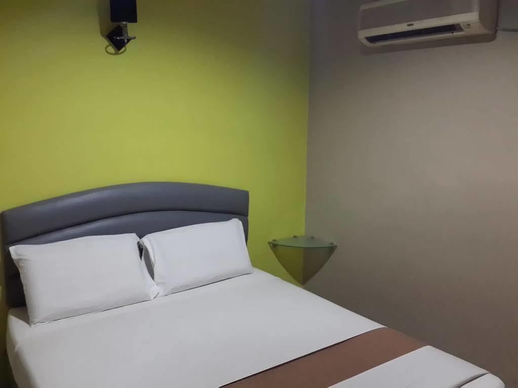 Dju Dju Hotel Batam Eksteriør bilde
